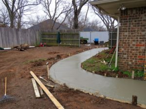 Read more about the article How to Make a Concrete Driveway